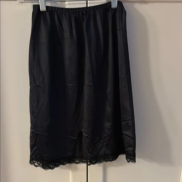 Vintage nylon pale peach pajama set, black slip and cream slip size S - Picture 3 of 13